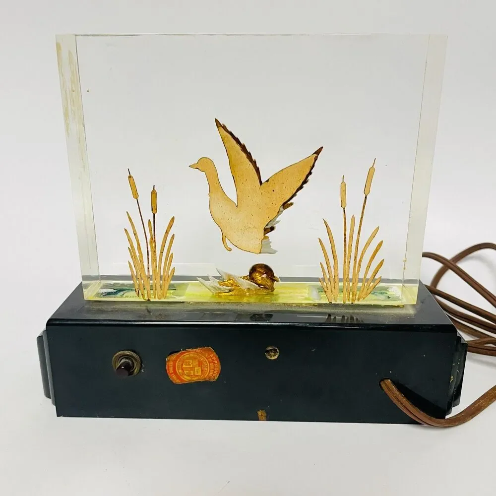 Flying Duck Mallard VTG TV Lamp Thompson Plasticraft Acrylic Lucite Art Deco MCM